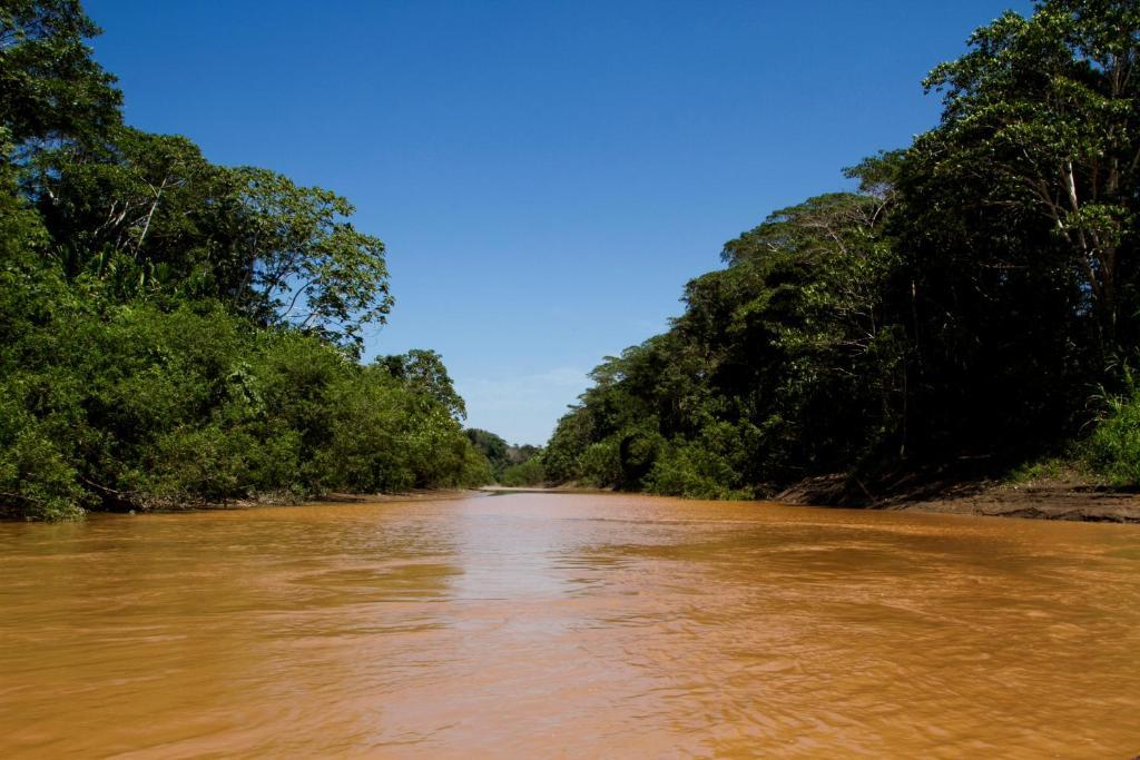Отель Amazon Planet Тамбопата Экстерьер фото